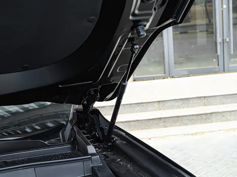 2025�� 2.0T ��������� 5��