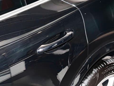 2025�� Cayenne 3.0T