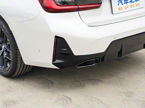 2025�� 330Li M�˶���ҹ��װ