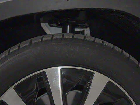 2025�� GLB 220 ʱ����