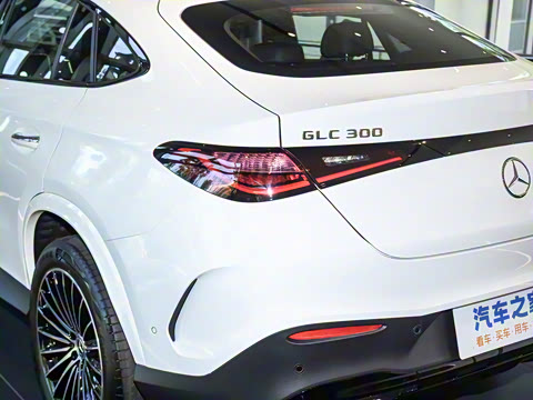 2024�� GLC 300 4MATIC ����SUV