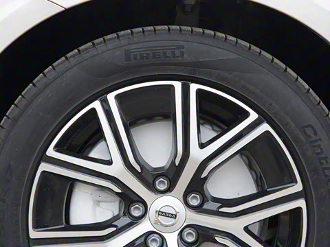 2025�� B4 ���ݺ�����