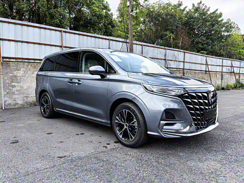 2023�� 400TGI Խ����