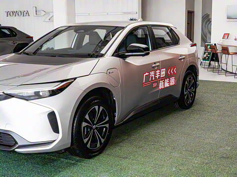 2025�� 615 Pro��