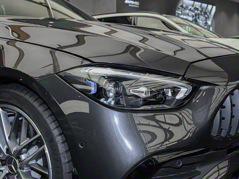 2025�� AMG C 43 4MATIC