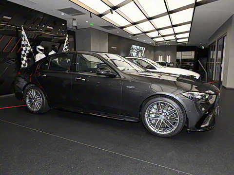 2025�� AMG C 43 4MATIC