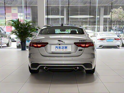 2025�� 2.0T 250PS R-DYNAMIC 90�����ذ�