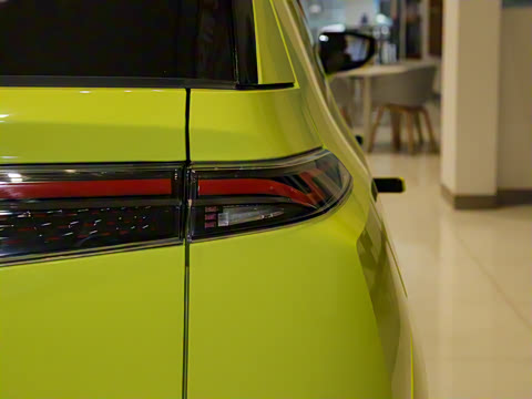 2022�� 510km ����� 160kW 61.13kWh