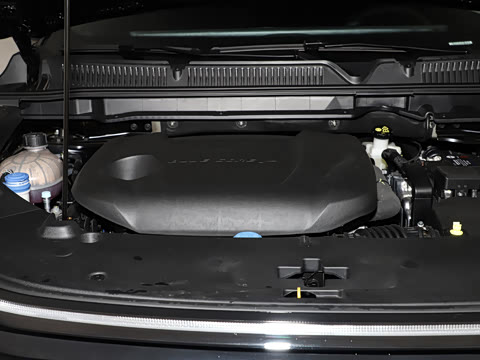 2025�� ���Ĵ� UItra 2.0T ������ �ǻ�������