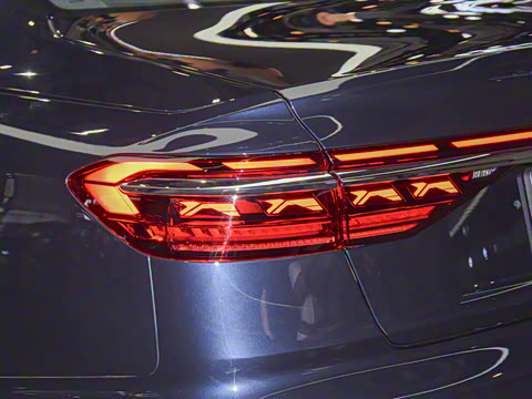 2025�� A8L Horch��ʼ�˰� 60TFSI