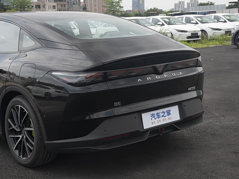 2025�� 668MAX���а� 200kW