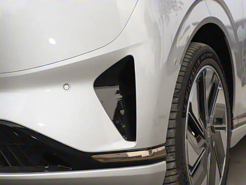 2025�� 636Ultra����� 5��