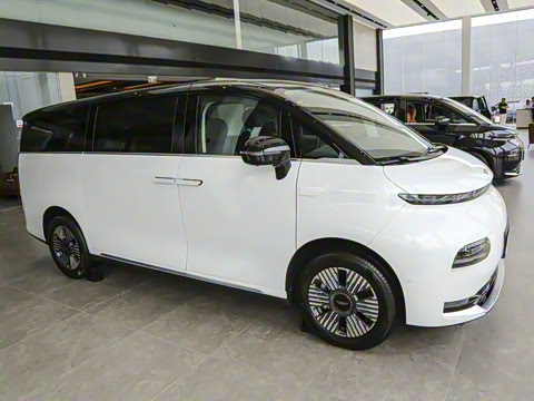 2025�� 570km׿Խ��