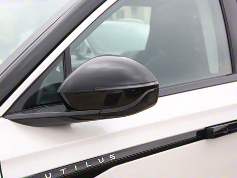 2025�� 2.0T �������ݰ�