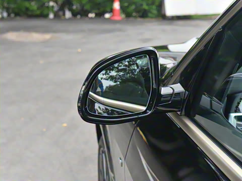 2024�� xDrive 40Li �����ͺ���������