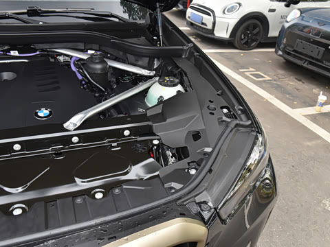 2024�� xDrive 40Li �����ͺ���������