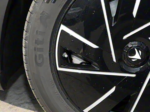 2024�� 560PRO 185kW