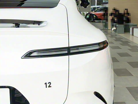 2025�� �Ŀ� Ultra���̰�