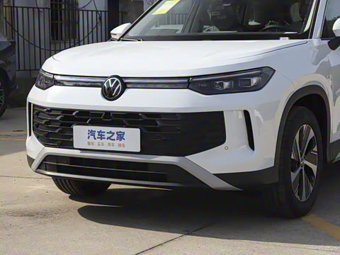 2025�� ̽��L 300TSI ������Ӣ