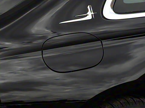 2025�� E 300 L ������