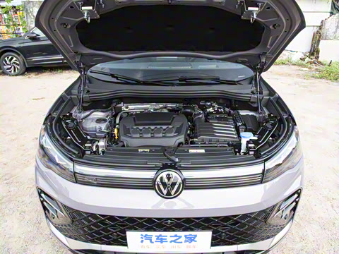 2024�� PRO 330TSI ����R-Line�����