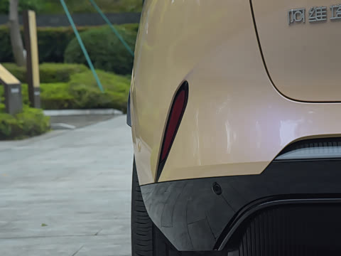 2025�� Ultra ���̰�