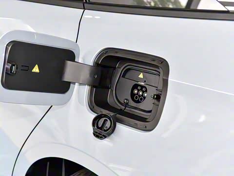 2025�� EM-i 60km ������