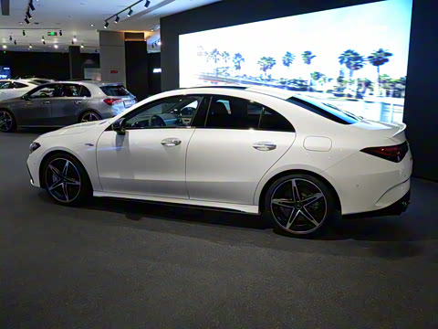 2025�� AMG CLA 35 4MATIC