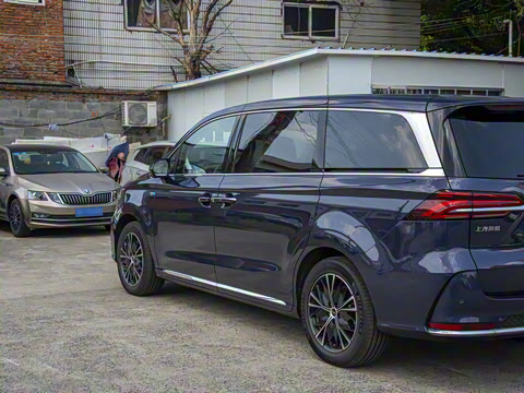 2023�� 400TGI ������