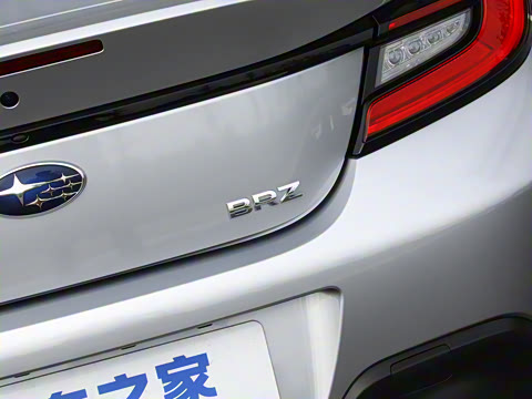 2025�� 2.4L �ֶ���EyeSight STI Sport