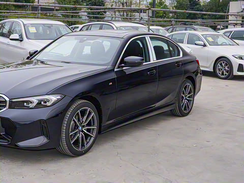 2025�� 325i M�˶���װ