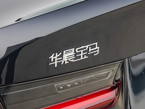 2025�� 325Li M�˶���װ