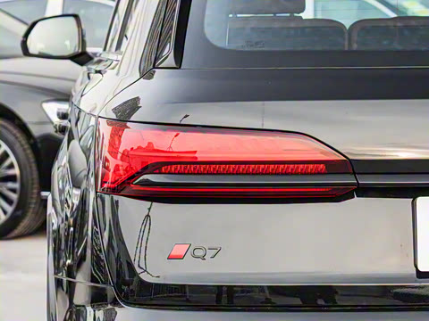 2025�� 45 TFSI quattro S line����ʿ��