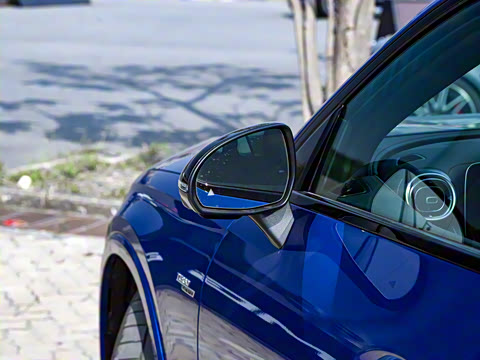 2024�� AMG GLC 43 4MATIC ����SUV