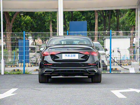 2024�� E 300 �������˶���