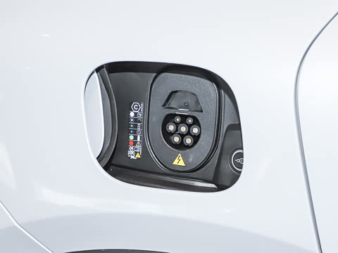 2024�� Macan ��������