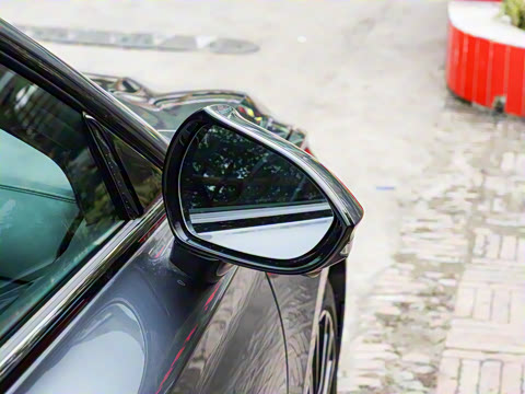 2025�� 2.0T 405 AT������