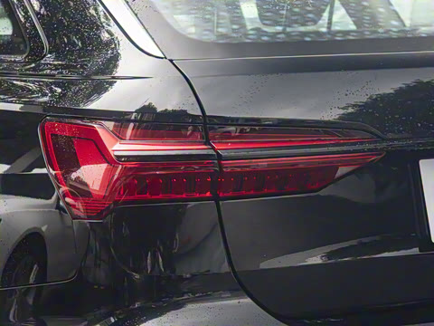 2025�� Avant 45 TFSI ��̽�ռ�