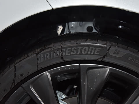 2024�� ˫�� 2.5L Limited�콢��