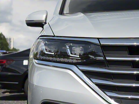 2024�� 380TSI ��۰�