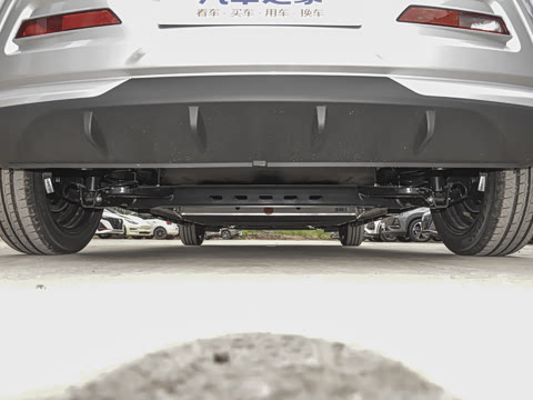 2025�� Mate 300km׷���