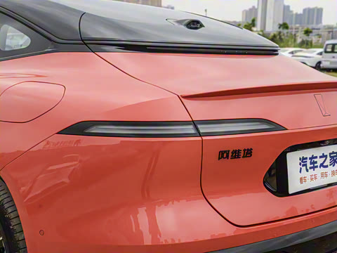 2025�� Max�����