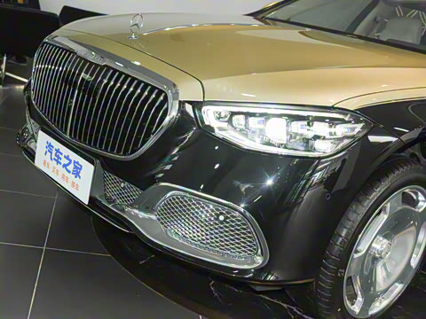 2025�� �Ŀ� S 680 4MATIC