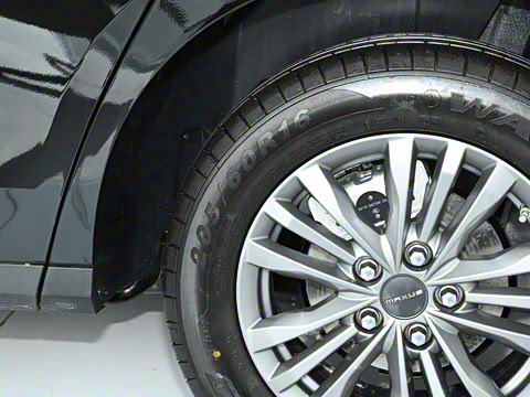 2023�� PLUS 1.5T �Ҹ��Ƽ��Զ�������