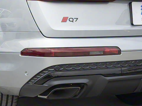 2025�� 55 TFSI quattro S line�˶���