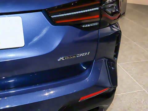 2023�� �Ŀ� xDrive30i ������ M��ҹ��װ