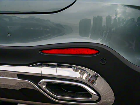 2025�� GLC 300 L 4MATIC ������ 5��