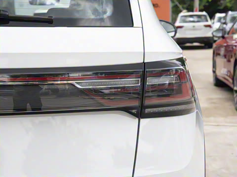 2024�� 330TSI ���������