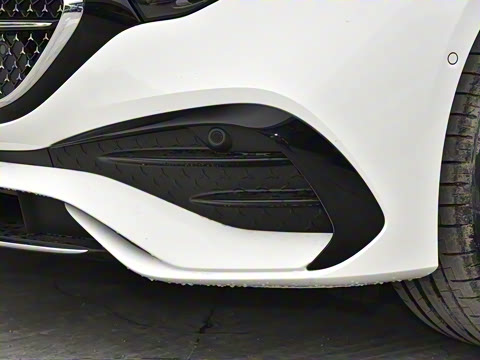 2024�� E 350 e L ���ʽ��϶����˶��γ�