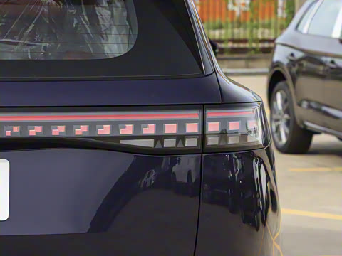 2025�� 210Max���Ȱ� 6��